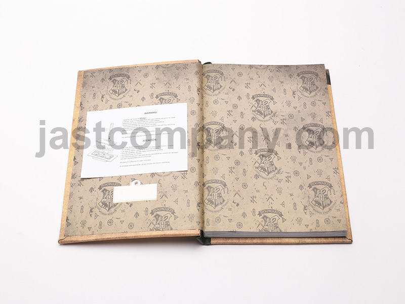 Harry Potter Notebook With Light E (1)